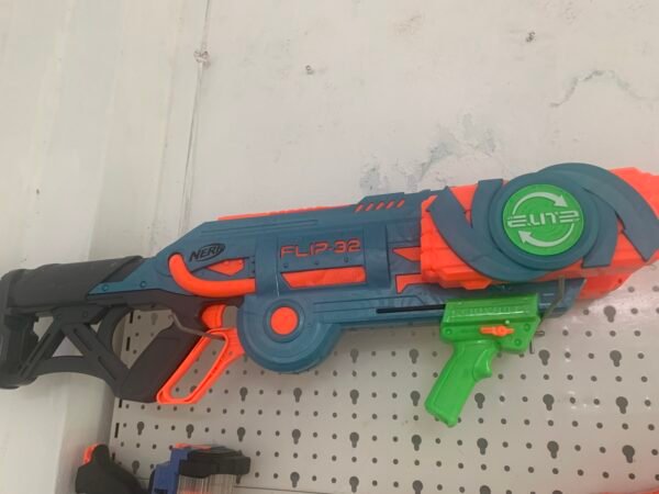 NERF Elite 2.0 Flipshots Flip-32 Blaster
